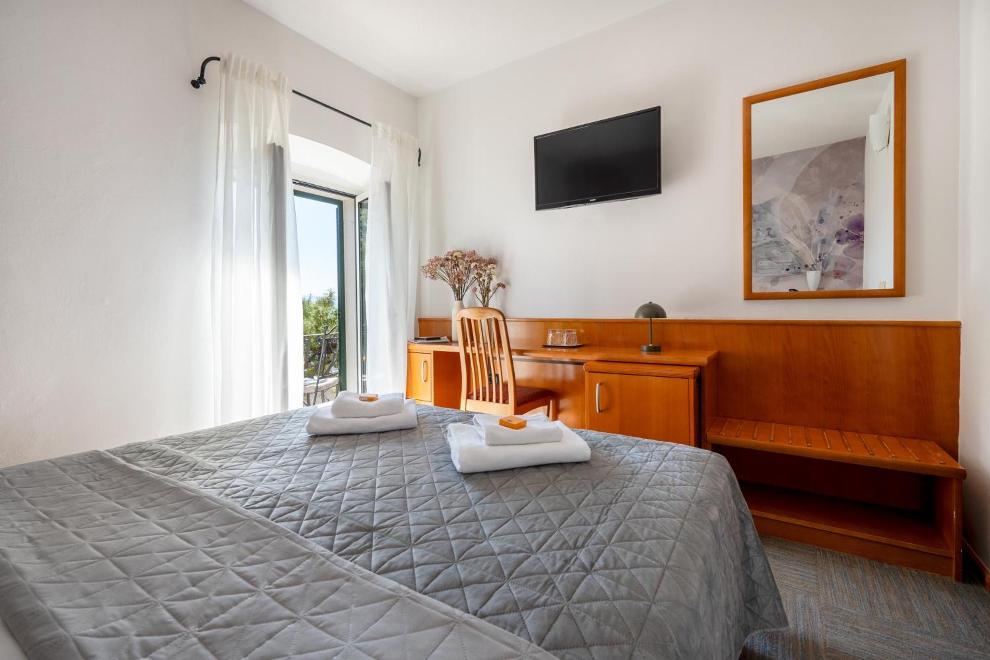 Newly Renovated Hotel Kastil Bol Dış mekan fotoğraf