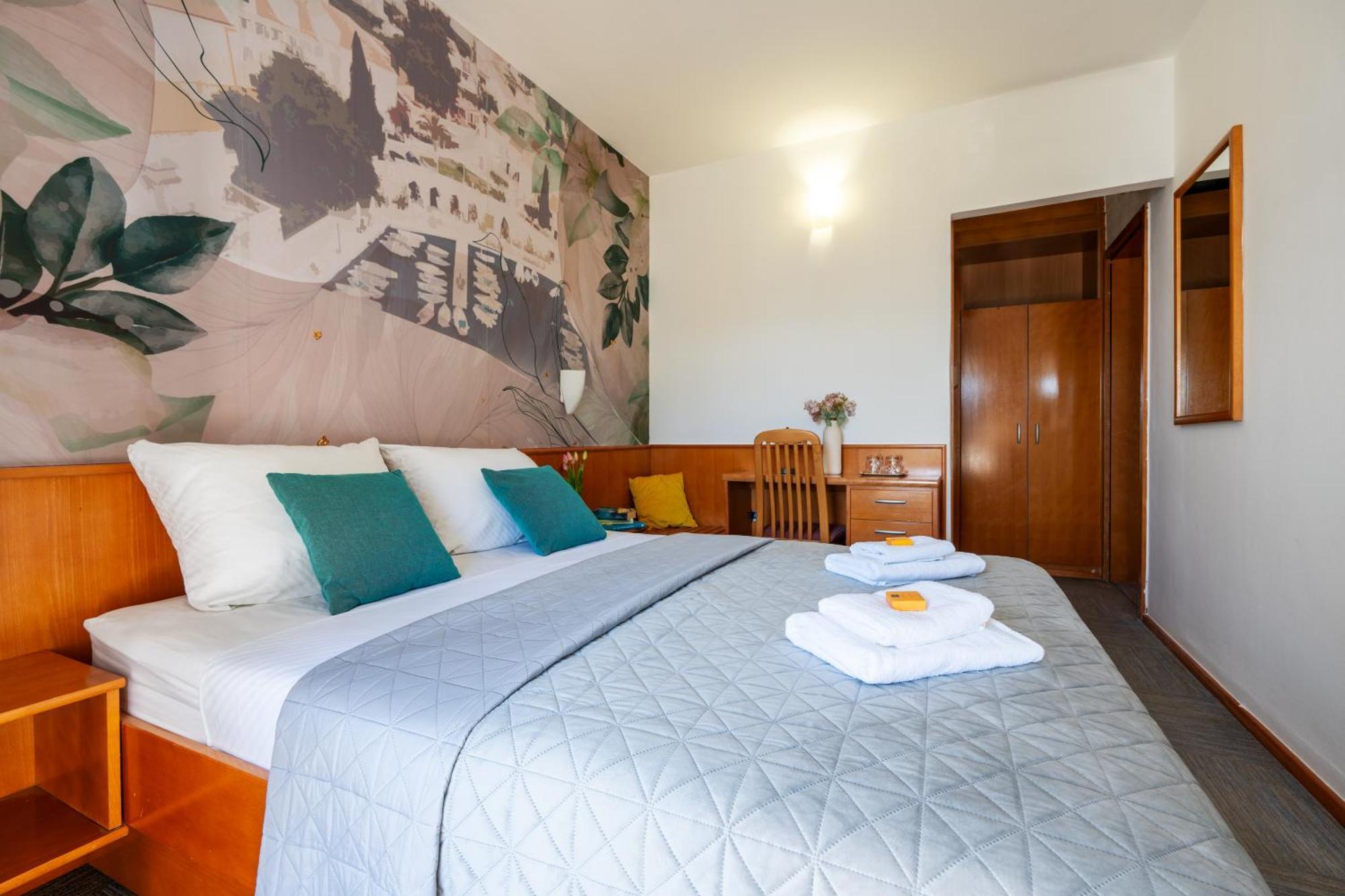 Newly Renovated Hotel Kastil Bol Dış mekan fotoğraf