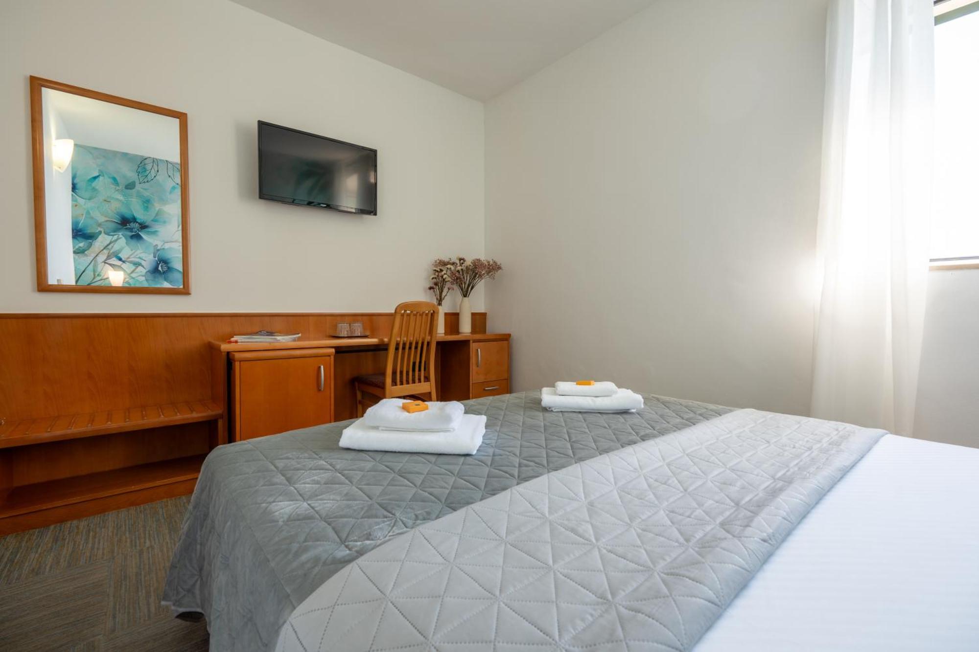 Newly Renovated Hotel Kastil Bol Oda fotoğraf