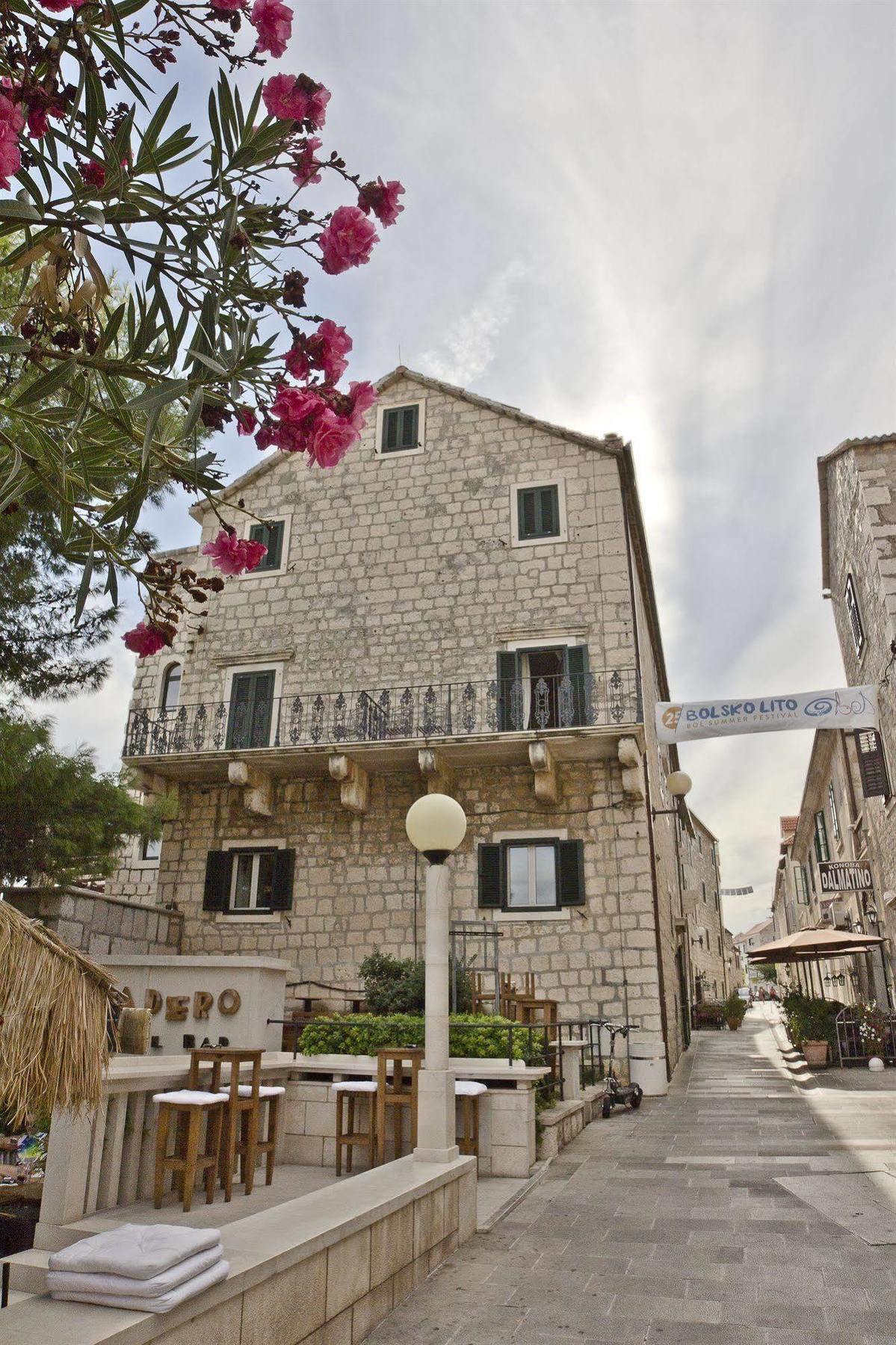 Newly Renovated Hotel Kastil Bol Dış mekan fotoğraf